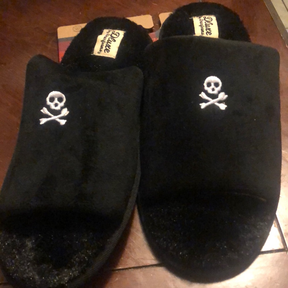 2x20$ Dluxe Dearform slippers skull 💀